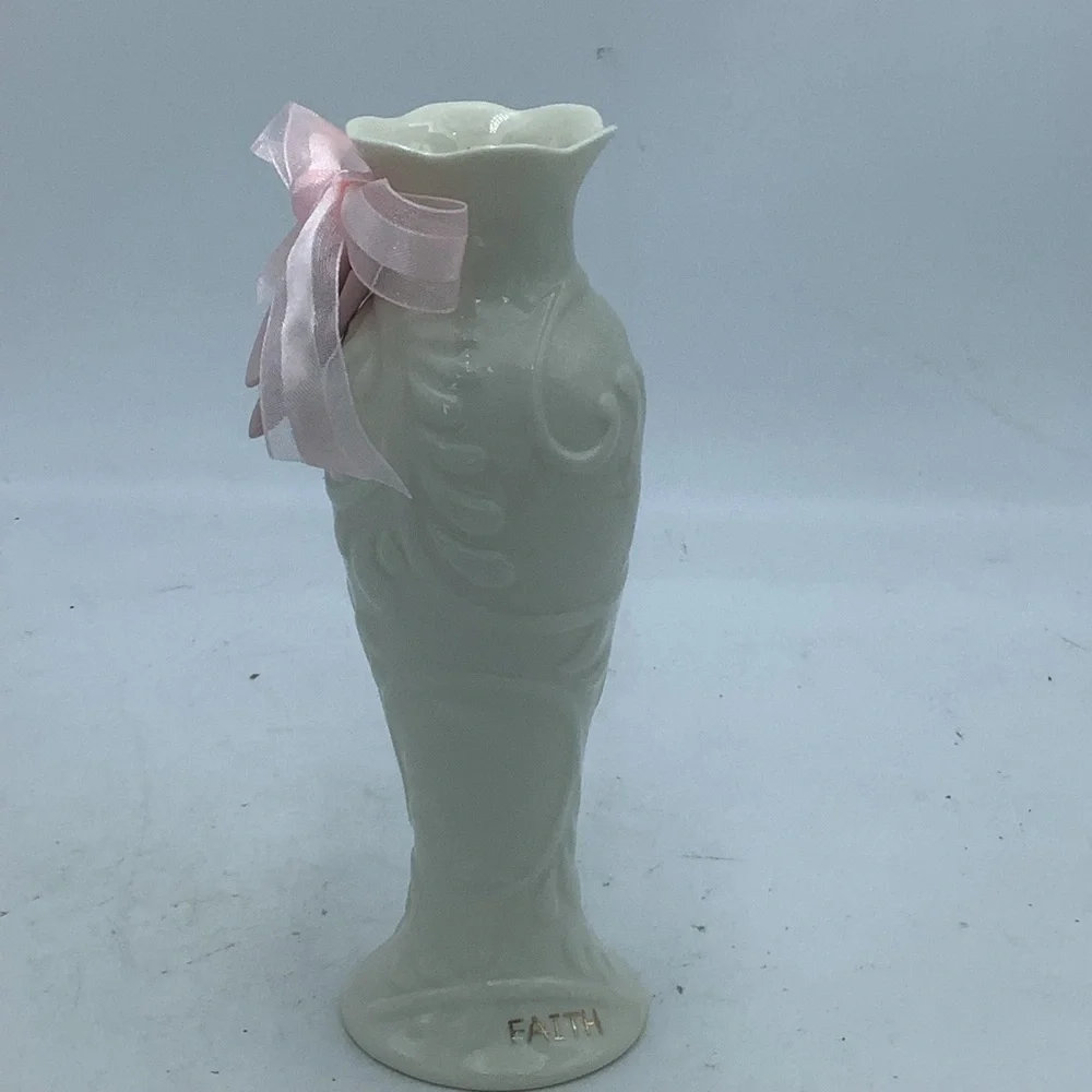 Lenox Faith Gift of Knowledge Embossed Bud Vase